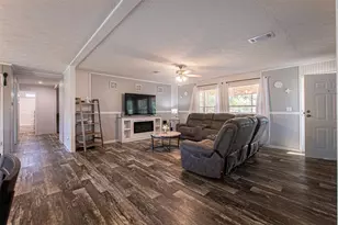 112 Jabali St, Cedar Creek, TX 78612 - Photo 5