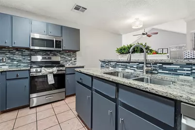12307 Emery Oaks Road, Austin, TX 78758 - Photo 15