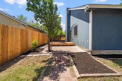 12307 Emery Oaks Road, Austin, TX 78758 - Photo 21
