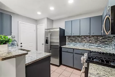 12307 Emery Oaks Road, Austin, TX 78758 - Photo 3