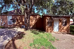 711 N Bishop St, San Marcos, TX 78666 - Photo 5