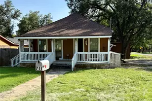 711 N Bishop St, San Marcos, TX 78666 - Photo 3