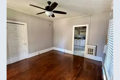 711 N Bishop Street, San Marcos, TX 78666 - Photo 7