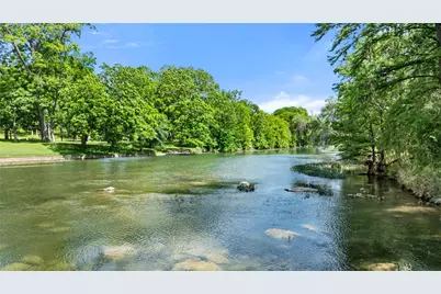 1242 Ervendberg Avenue #Lot 4, New Braunfels, TX 78130 - Photo 3