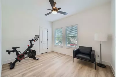 6915 Carver Avenue #1, Austin, TX 78752 - Photo 17