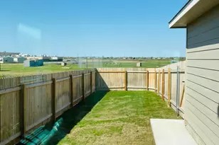 217 Bent Creek Dr, Hutto, TX 78634 - Photo 5