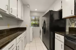 7122 Wood Hollow Dr, Austin, TX 78731 - Photo 15