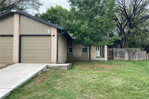 1908b Townesouth Cir, Austin, TX 78741 - Photo 1