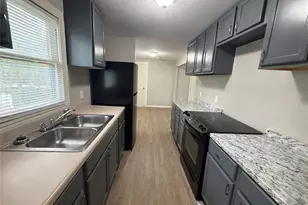 130 Olive St, San Marcos, TX 78666 - Photo 3