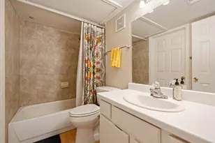 501 W 26th St, Austin, TX 78705 - Photo 11