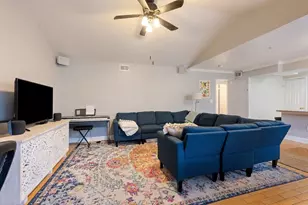 501 W 26th St, Austin, TX 78705 - Photo 3