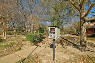 2002 Millay Dr, Austin, TX 78752 - Photo 35