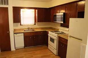 2713 St Edwards Cir, Austin, TX 78704 - Photo 5