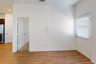 1112 Rio Frio Ln, Georgetown, TX 78626 - Photo 5