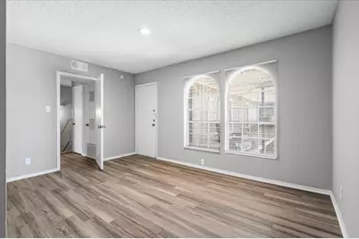 101 E 33rd Street #208, Austin, TX 78705 - Photo 15