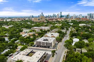 101 E 33rd St, Austin, TX 78705 - Photo 1
