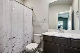 100 Contrada Grace Ln, Hutto, TX 78634 - Photo 27