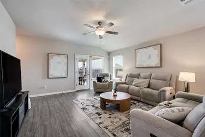 100 Contrada Grace Lane, Hutto, TX 78634 - Photo 5