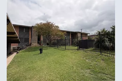 3304 Red River Street #204, Austin, TX 78705 - Photo 17