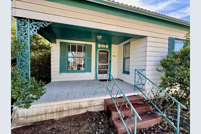 206 Bishop Street, Smithville, TX 78957 - Photo 1