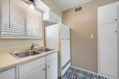 500 E Riverside Drive #119, Austin, TX 78704 - Photo 7