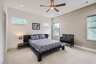 1000 Taulbee Ln, Austin, TX 78757 - Photo 13