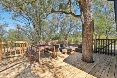 131 Laura Lane, Bastrop, TX 78602 - Photo 29