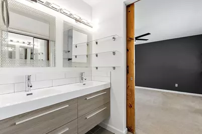 9404 Meadow Vale, Austin, TX 78758 - Photo 23