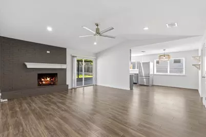 9404 Meadow Vale, Austin, TX 78758 - Photo 9