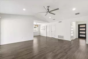 9404 Meadow Vale, Austin, TX 78758 - Photo 11