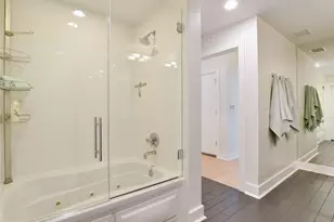 603 Davis St, Austin, TX 78701 - Photo 11