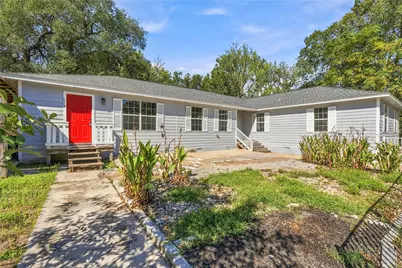 417 N Blanco Street, Lockhart, TX 78644 - Photo 1