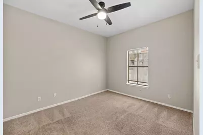 712 Graham Place #203, Austin, TX 78705 - Photo 15