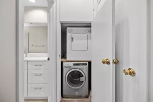 712 Graham Pl, Austin, TX 78705 - Photo 19