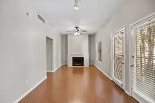 712 Graham Pl, Austin, TX 78705 - Photo 5