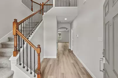 301 Serpentine Lane, Jarrell, TX 76537 - Photo 3