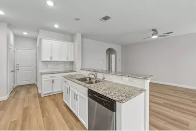 301 Serpentine Lane, Jarrell, TX 76537 - Photo 9