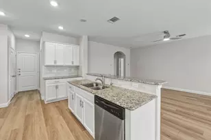 301 Serpentine Ln, Jarrell, TX 76537 - Photo 9