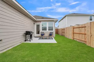 2421 Amara Levi Ln, Round Rock, TX 78665 - Photo 23