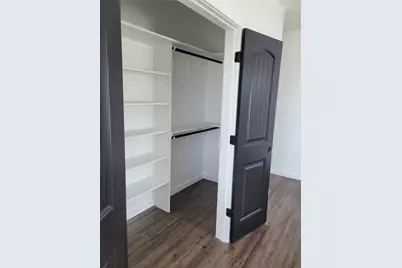 577 County Road 422 Road, Stockdale, TX 78160 - Photo 39