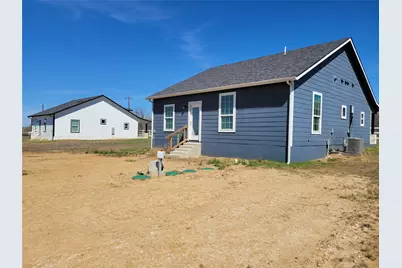 577 County Road 422 Road, Stockdale, TX 78160 - Photo 21