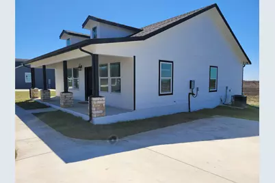 577 County Road 422 Road, Stockdale, TX 78160 - Photo 3