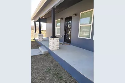 577 County Road 422 Road, Stockdale, TX 78160 - Photo 19