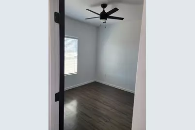 577 County Road 422 Road, Stockdale, TX 78160 - Photo 37