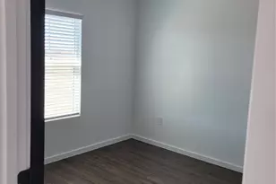 577 County Road 422 Rd, Stockdale, TX 78160 - Photo 37