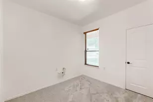 8921 Stambourne St, Austin, TX 78747 - Photo 9