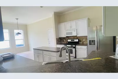 6805 Cromarty Lane, Austin, TX 78754 - Photo 5