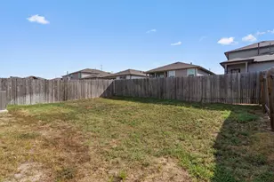 128 Scarborough Wy, San Marcos, TX 78666 - Photo 35