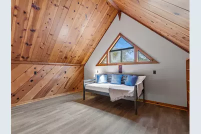 215 Lakeview Drive, Smithville, TX 78957 - Photo 17