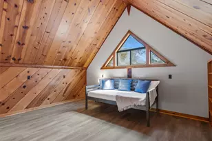 215 Lakeview Dr, Smithville, TX 78957 - Photo 17